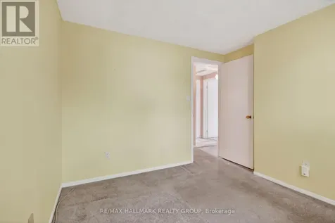 38 Amherst Crescent Ottawa ON K2J 1V9