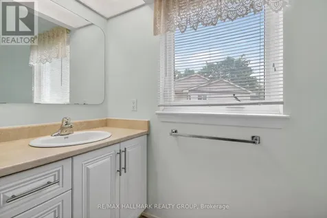 38 Amherst Crescent Ottawa ON K2J 1V9