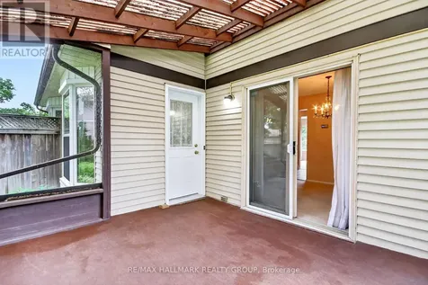 38 Amherst Crescent Ottawa ON K2J 1V9