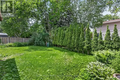 38 Amherst Crescent Ottawa ON K2J 1V9