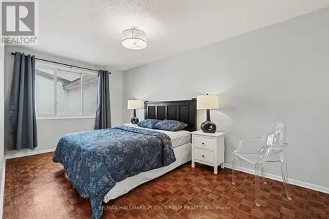 2210 Loyola Avenue Ottawa ON K1J 8H5
