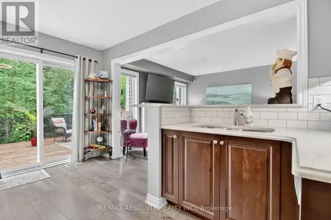 127 Maestro Avenue Ottawa ON K2S 0V4