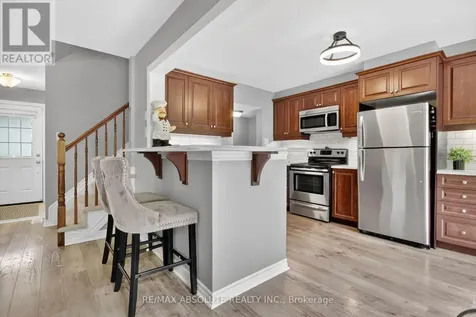 127 Maestro Avenue Ottawa ON K2S 0V4