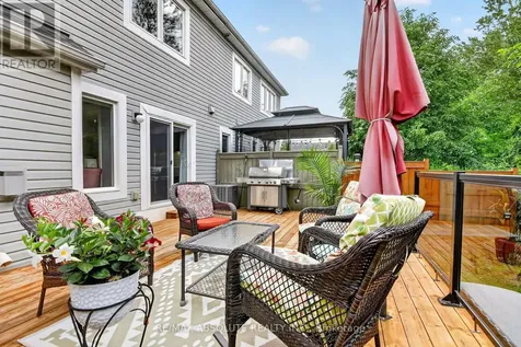 127 Maestro Avenue Ottawa ON K2S 0V4