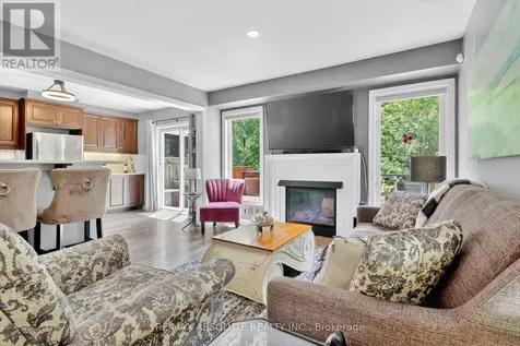 127 Maestro Avenue Ottawa ON K2S 0V4
