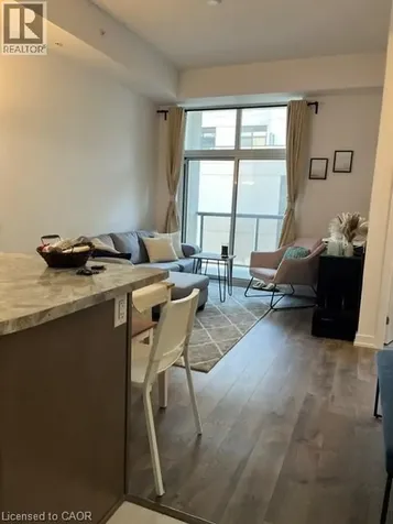 81 Robinson Street Hamilton ON L8P 0C2