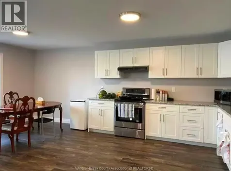 363 Curry Avenue Windsor ON N9B 2B6