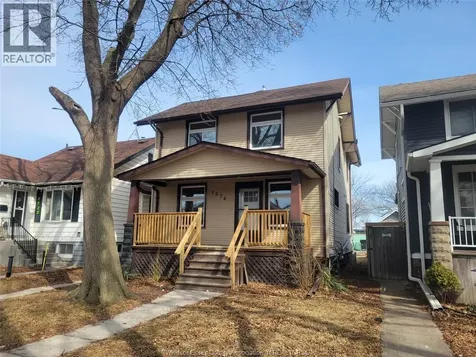 1524 Lincoln Windsor ON N8Y 2J4