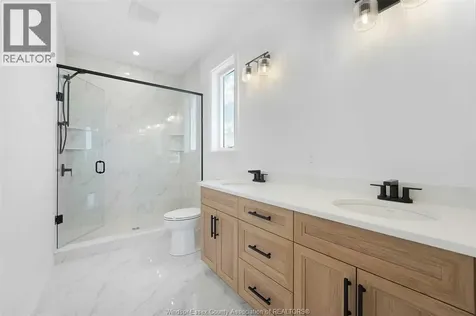 265 Charles Street Essex ON N8M 0C5