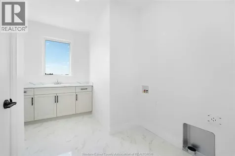 265 Charles Street Essex ON N8M 0C5