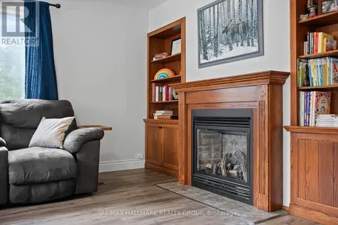 17 Kenney Road Rideau Lakes ON K0G 1E0