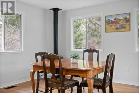 17 Kenney Road Rideau Lakes ON K0G 1E0