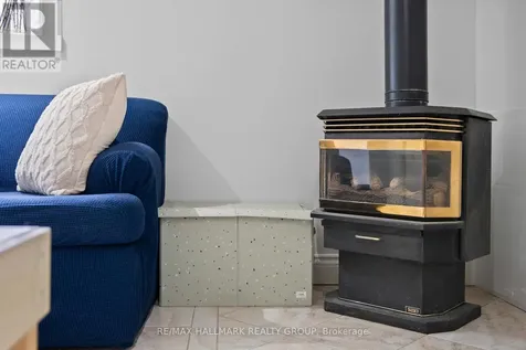 17 Kenney Road Rideau Lakes ON K0G 1E0