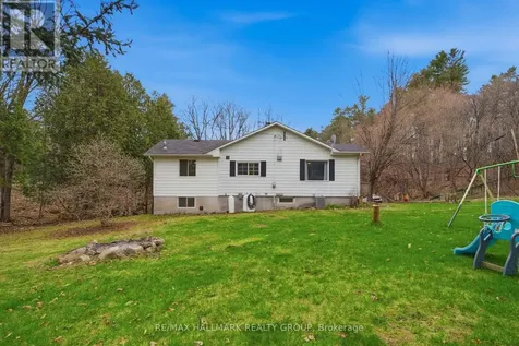 17 Kenney Road Rideau Lakes ON K0G 1E0