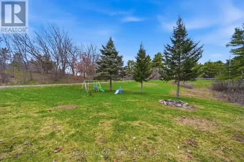 17 Kenney Road Rideau Lakes ON K0G 1E0