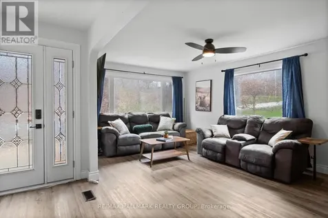 17 Kenney Road Rideau Lakes ON K0G 1E0