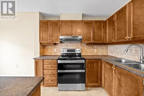 120 Grovemont Drive Ottawa ON K2G 6Z4