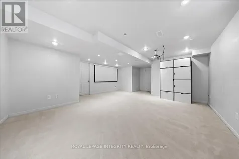120 Grovemont Drive Ottawa ON K2G 6Z4