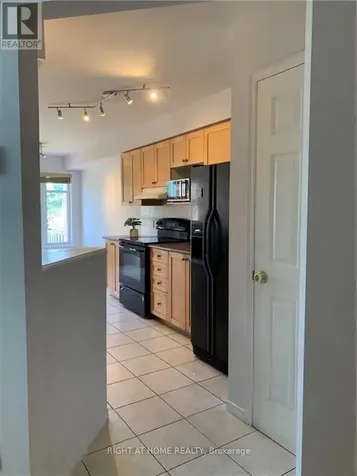 919 Schooner Crescent Ottawa ON K1V 1Y3
