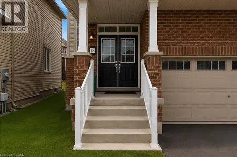 13 Steven Drive Thorold ON L3B 0G7