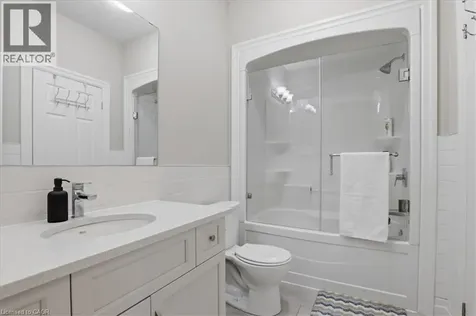 550 Brittania Crescent Kitchener ON N2R 0B1