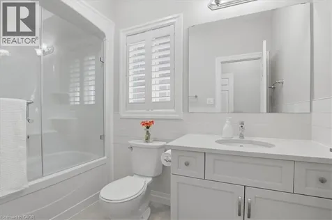 550 Brittania Crescent Kitchener ON N2R 0B1