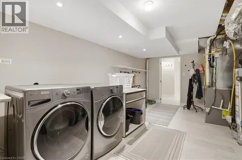 550 Brittania Crescent Kitchener ON N2R 0B1