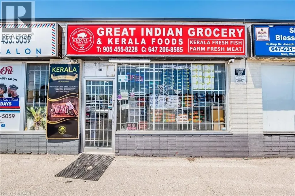 44 Dean Street Brampton ON L6W 1M6