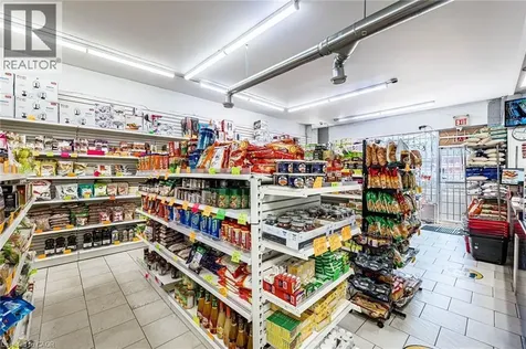 44 Dean Street Brampton ON L6W 1M6