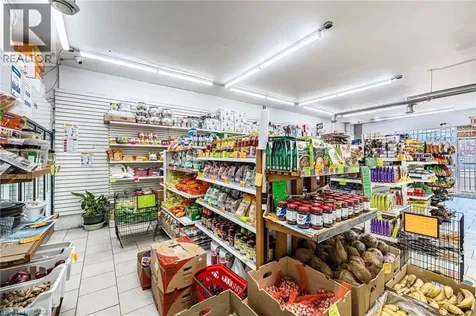 44 Dean Street Brampton ON L6W 1M6