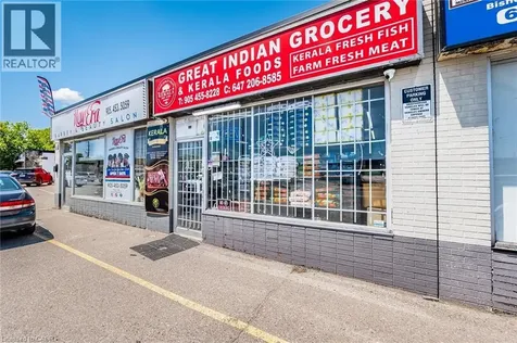 44 Dean Street Brampton ON L6W 1M6