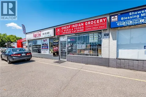 44 Dean Street Brampton ON L6W 1M6