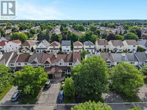 23 Roblyn Way Ottawa ON K2G 5Z4