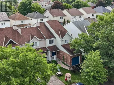 23 Roblyn Way Ottawa ON K2G 5Z4