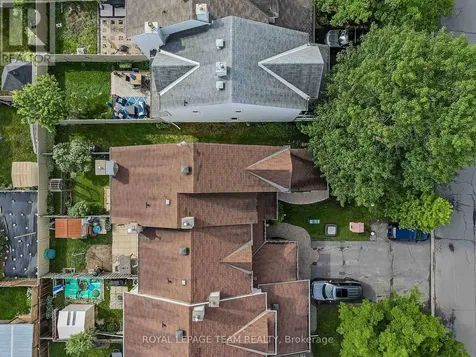 23 Roblyn Way Ottawa ON K2G 5Z4