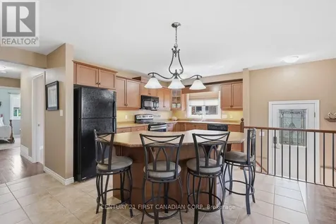 30 Pear Tree Avenue St. Thomas ON N5R 0B5