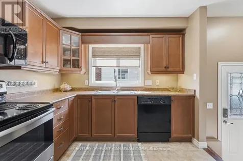 30 Pear Tree Avenue St. Thomas ON N5R 0B5
