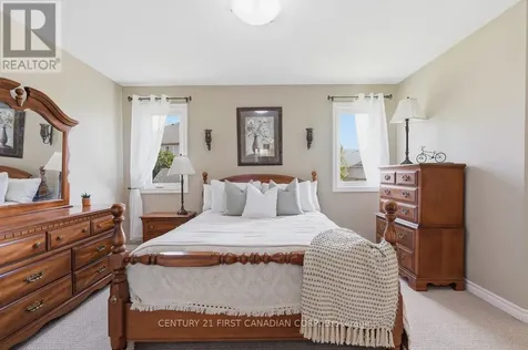 30 Pear Tree Avenue St. Thomas ON N5R 0B5