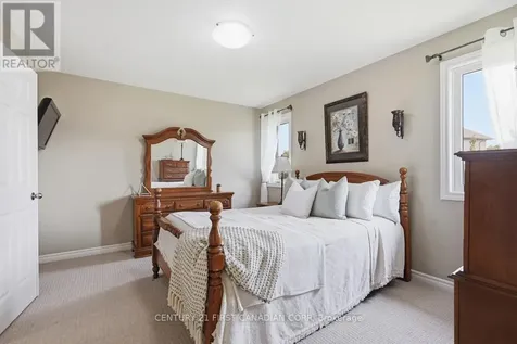 30 Pear Tree Avenue St. Thomas ON N5R 0B5
