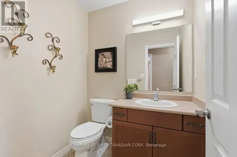 30 Pear Tree Avenue St. Thomas ON N5R 0B5