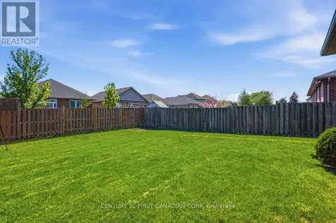 30 Pear Tree Avenue St. Thomas ON N5R 0B5