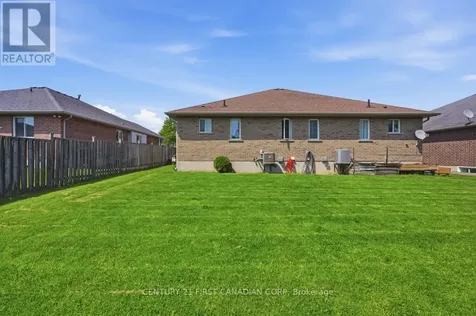 30 Pear Tree Avenue St. Thomas ON N5R 0B5