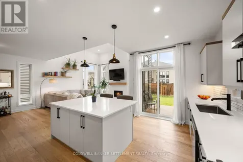 682 Borbridge Avenue Ottawa ON K4M 0E3