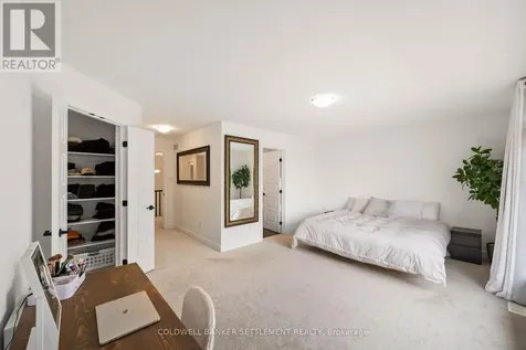 682 Borbridge Avenue Ottawa ON K4M 0E3