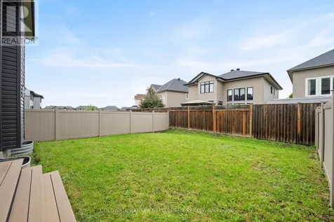 682 Borbridge Avenue Ottawa ON K4M 0E3