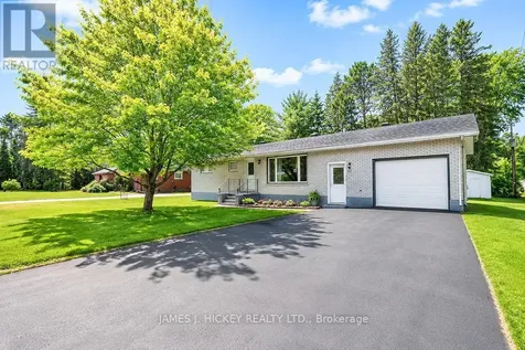 23 Thomas Street Deep River ON K0J 1P0