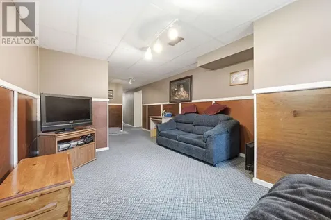 23 Thomas Street Deep River ON K0J 1P0