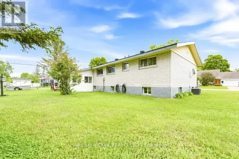 23 Thomas Street Deep River ON K0J 1P0