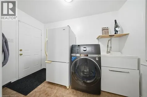 20 Webb Avenue Brantford ON N3T 6S5