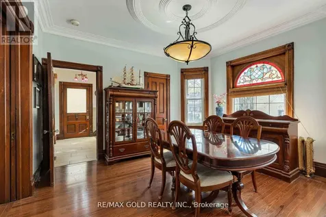 16 Maynard Avenue Kitchener ON N2H 4Z6